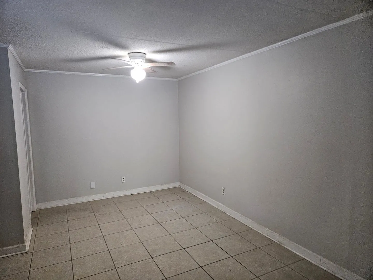 1 bed, 1.0 bath, $1,275 — Photo 3