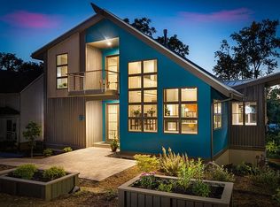 15 Girdwood St, Asheville, NC 28801