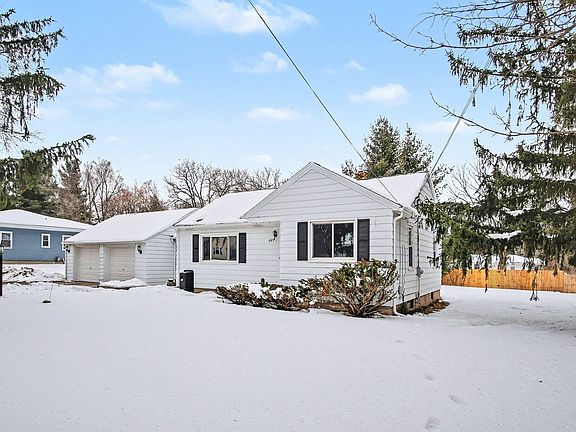 2nd image of 665 Four Mile Rd NW