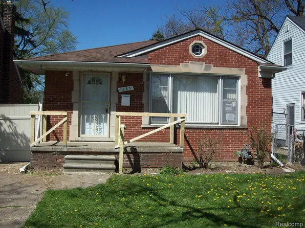 7685 Auburn St, Detroit, MI 48228