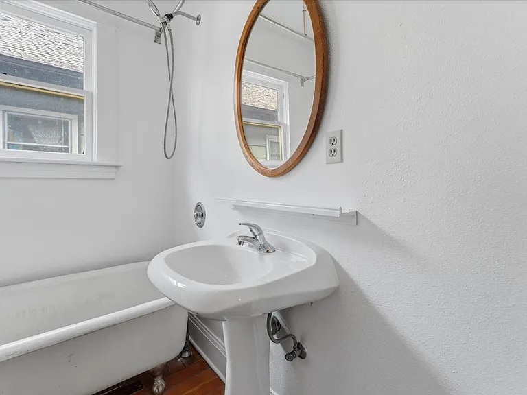 4768 SE Milwaukie Ave — Photo 19