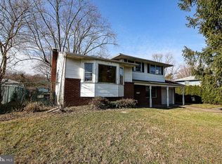 14 Coach Ln, Cherry Hill, NJ 08002