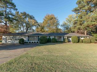 175 Ridgecrest Rd, Jackson, TN 38305