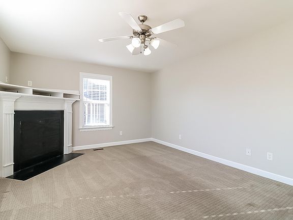 5th image of 11 Glen Ridge Ct