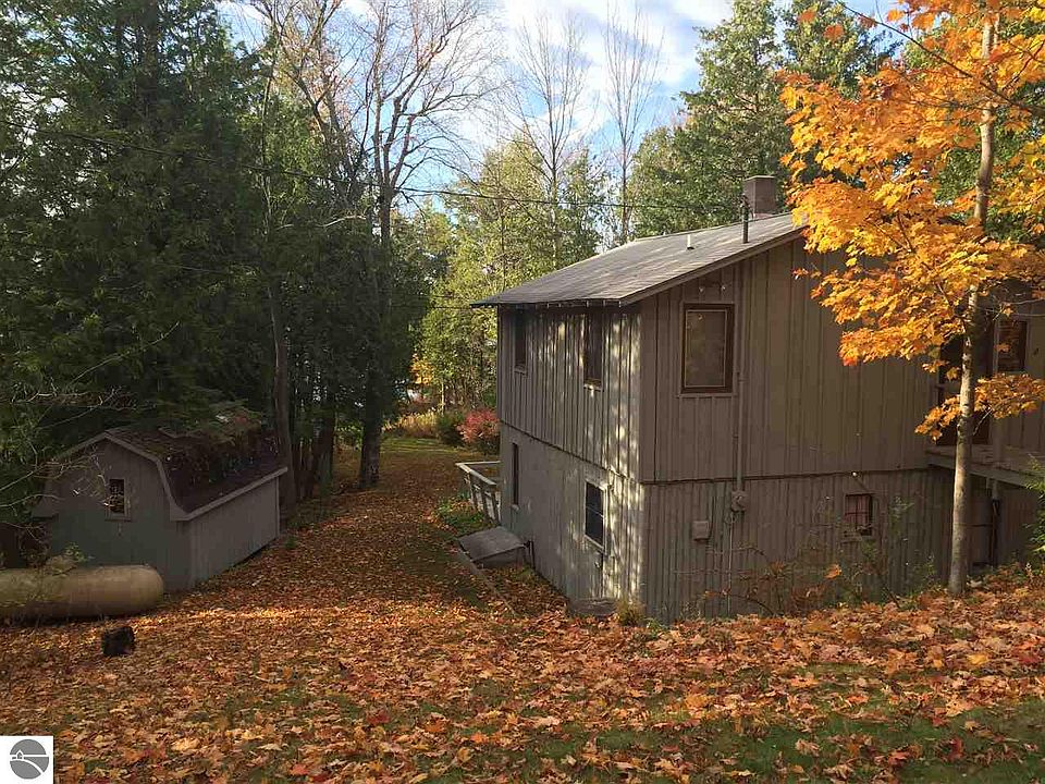 1st image of 3219 N Lake Leelanau Dr