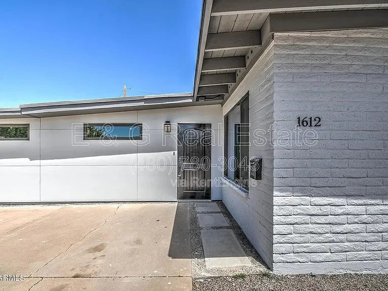 1612 E Gaylon Dr — Photo 3