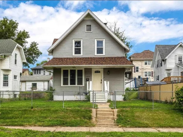 1823 18th Ave, Moline, IL 61265