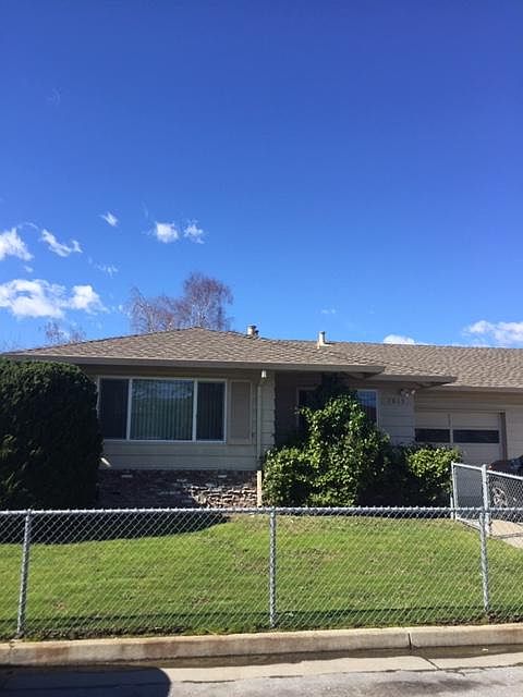 1st image of 1817 Reinelt Ave