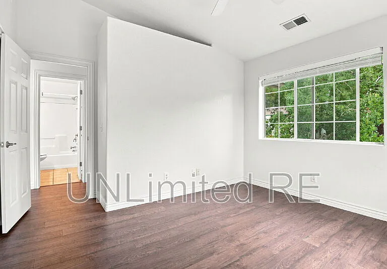 3272 S Litzler Dr — Photo 20