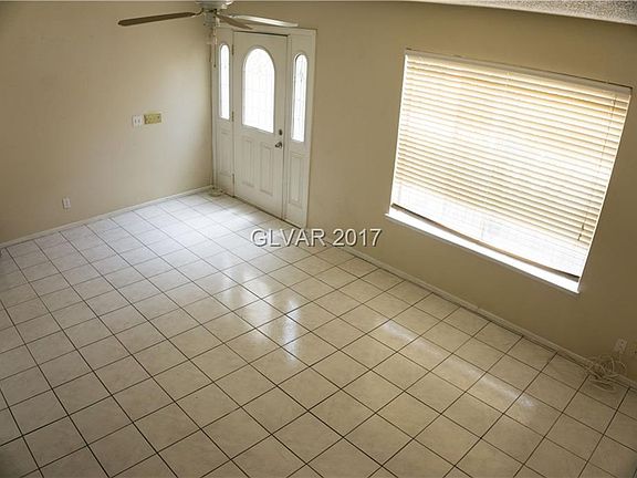 3rd image of 3905 Hartford Pl