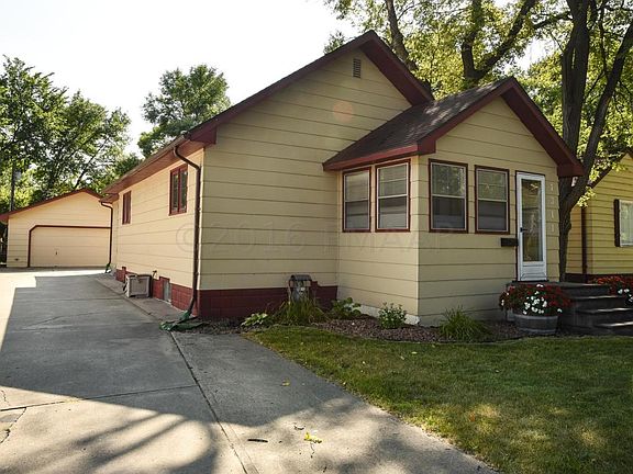 2nd image of 1311 4th Ave S