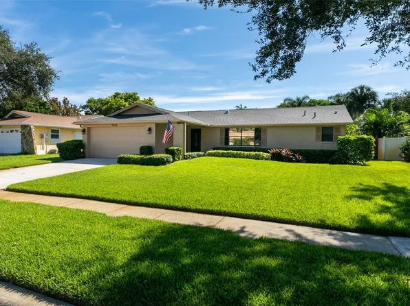 7939 17th Way N, Saint Petersburg, FL 33702