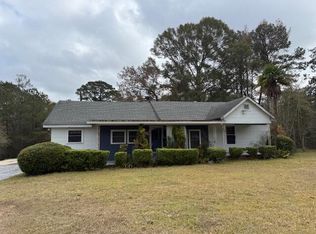 686 Hillcrest Loop, Petal, MS 39465