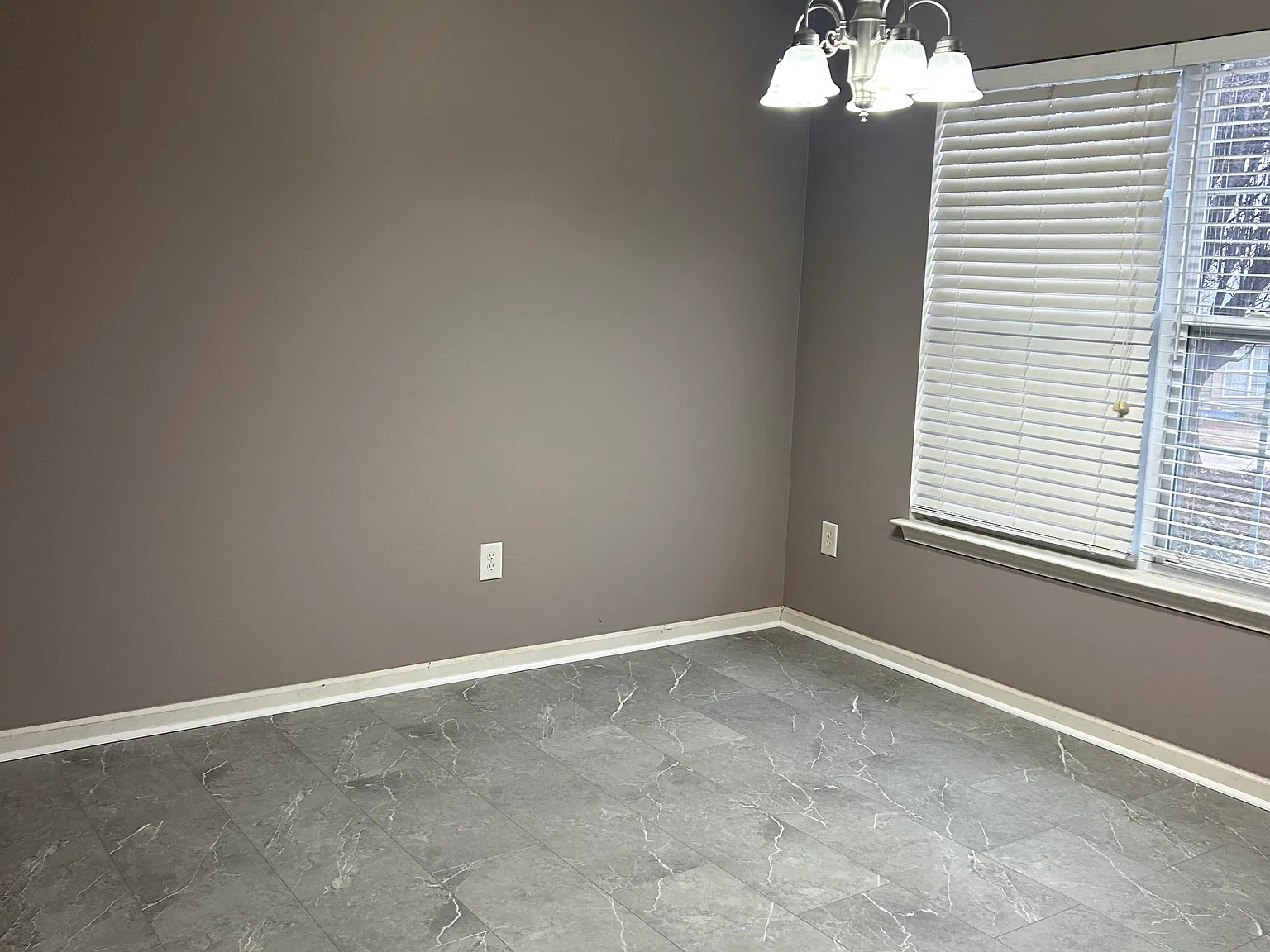 3 bed, 1201 sqft, $1,695 — Photo 4