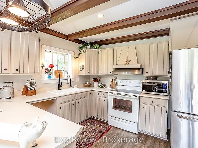 94 Latta Dr — Photo 7