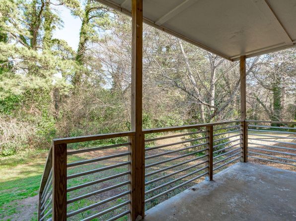 raleigh-north-carolina-447288531 picture