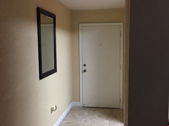 2nd image of 6950 W 6 Av 517 #517