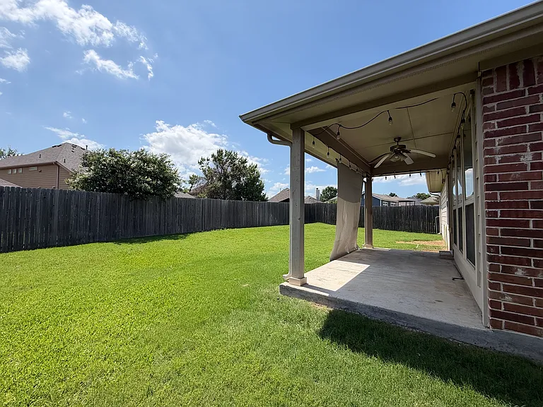 616 Kinghaven Dr — Photo 21