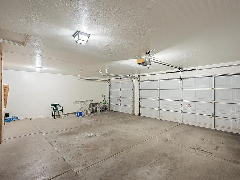4926 E Duane Ln — Photo 10