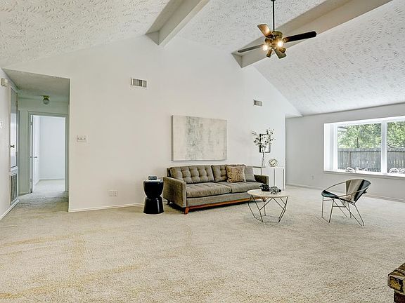 4th image of 1234 Brook Grove Dr