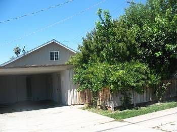 2nd image of 2271 Walnut St