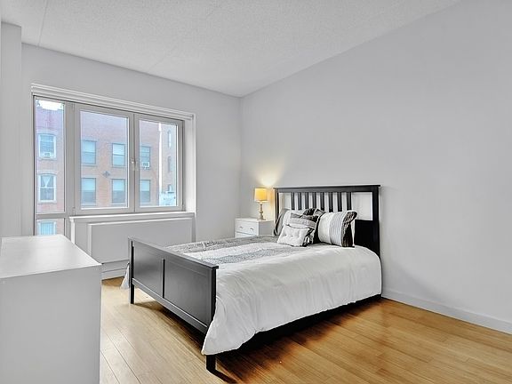 5th image of 373 Wythe Ave APT 4D