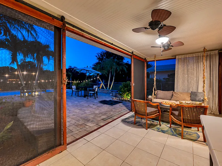 2420 Fairbanks Dr — Photo 13