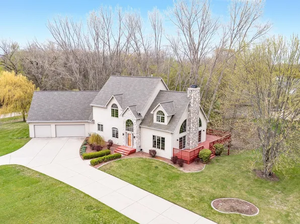 3176 Seafarer Way, Suamico, WI 54173