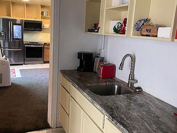 4th image of 8020 SE 147th Pl