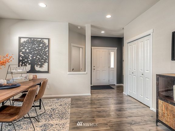 3rd image of 6807 Oleander Street NE #293