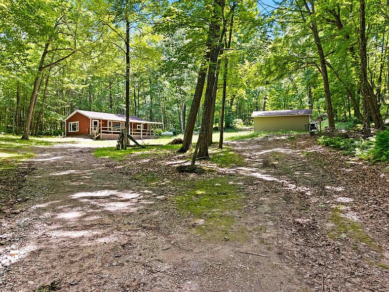 Listing photo 5