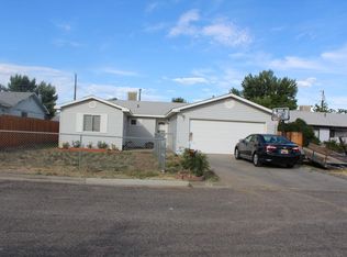1402 Parkland Cir, Aztec, NM 87410