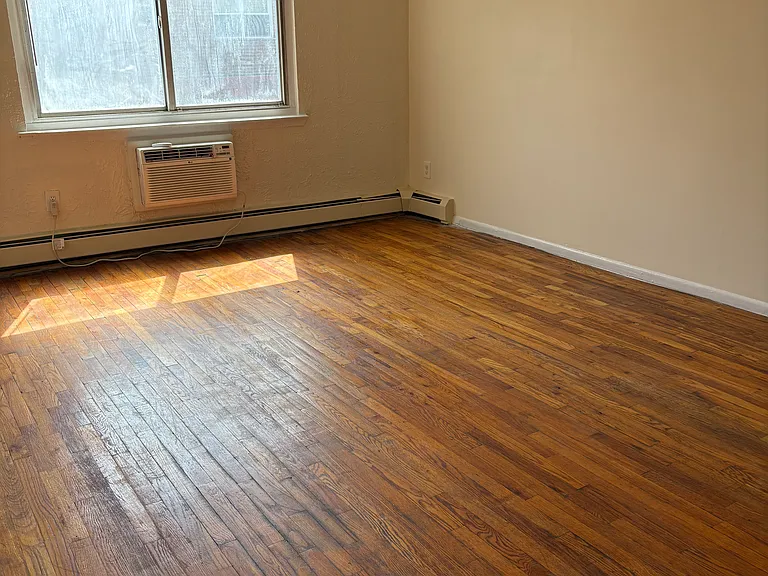 2060 Muliner Ave #2 — Photo 10