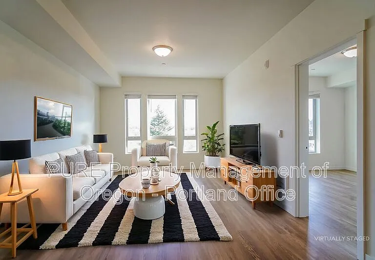 Halsey Crossing Apartments — Photo 31