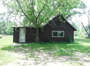 15025 Red Pine Dr, Kent City, MI 49330