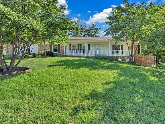 2nd image of 3951 Blandfield Dr