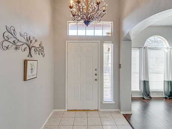 5th image of 7620 Vista Creek Ln