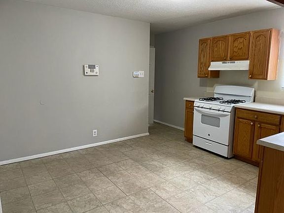 2nd image of 10516 Trask Dr