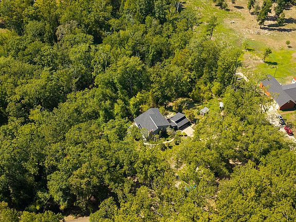 3rd image of 24 Chaffee Creek Trl