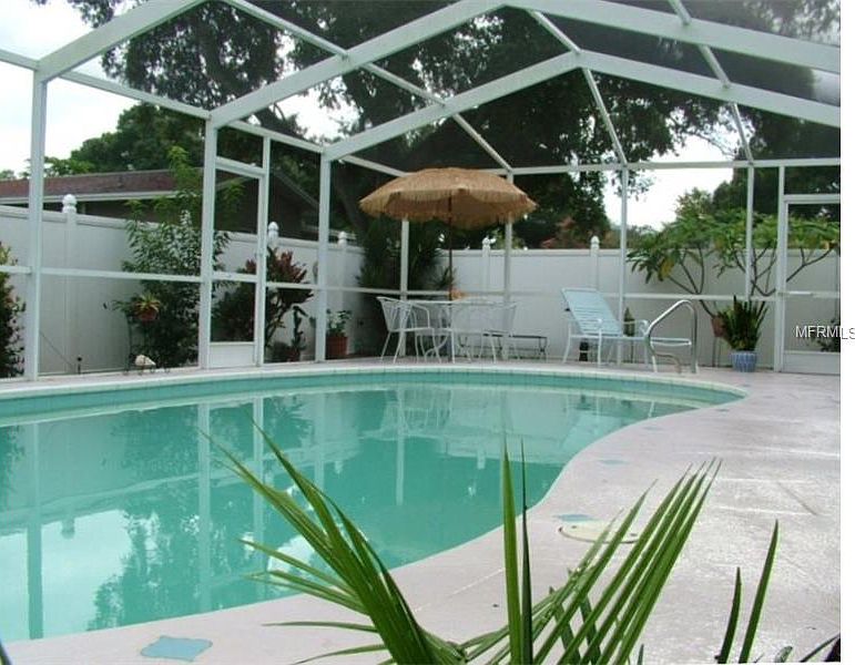 2nd image of 2052 Hillwood Dr