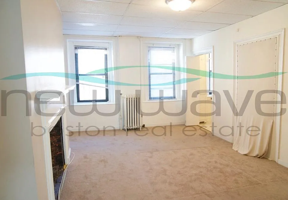 147 Charles St #2