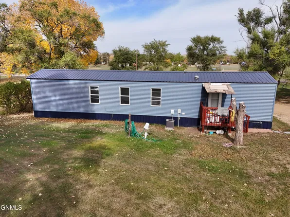 101 Spring St, Solen, ND 58570