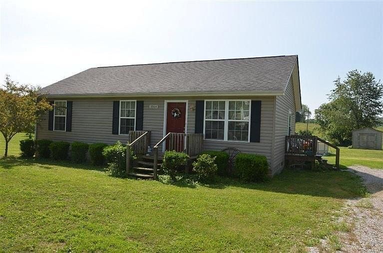 1st image of 2904 Poindexter Pike