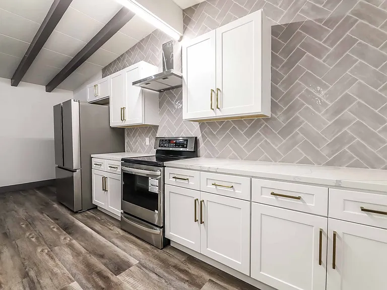 612 N Bruce St — Photo 15