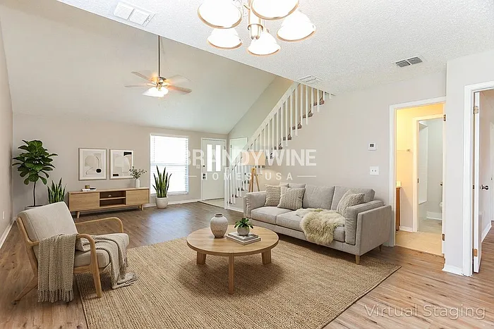 3 bed, 2.0 bath, 1505 sqft, $1,945 — Photo 4