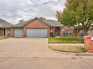 8304 NW 72nd St, Oklahoma City, OK 73132