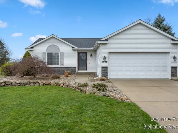 1085 Auburn Rd, Hastings, MI 49058