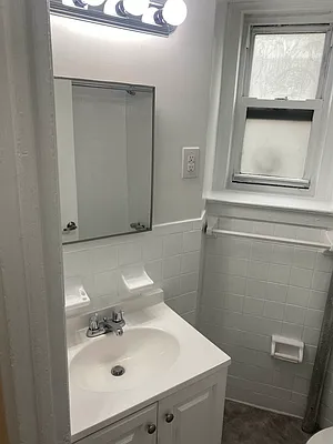 Rented by Charitable Broker | media 28