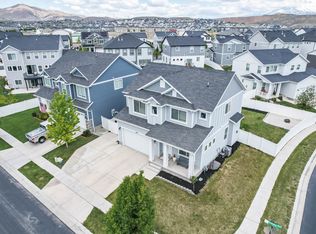 7886 N Bridleway Rd, Eagle Mountain, UT 84005