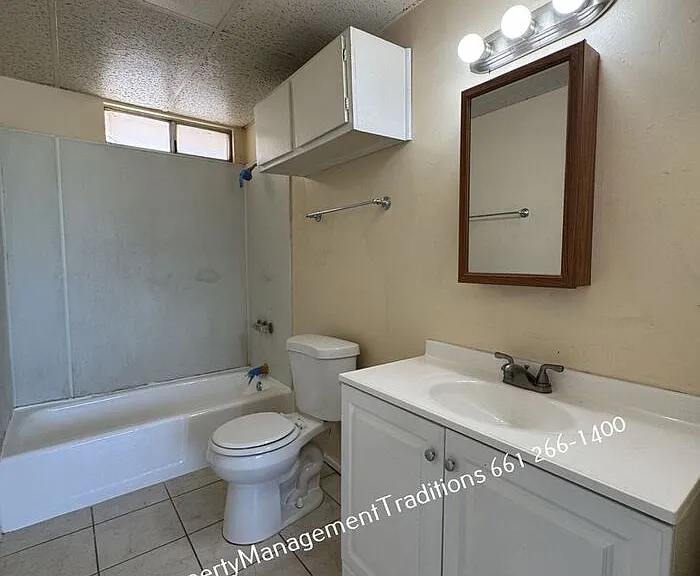 1933 Harvell Pl — Photo 9